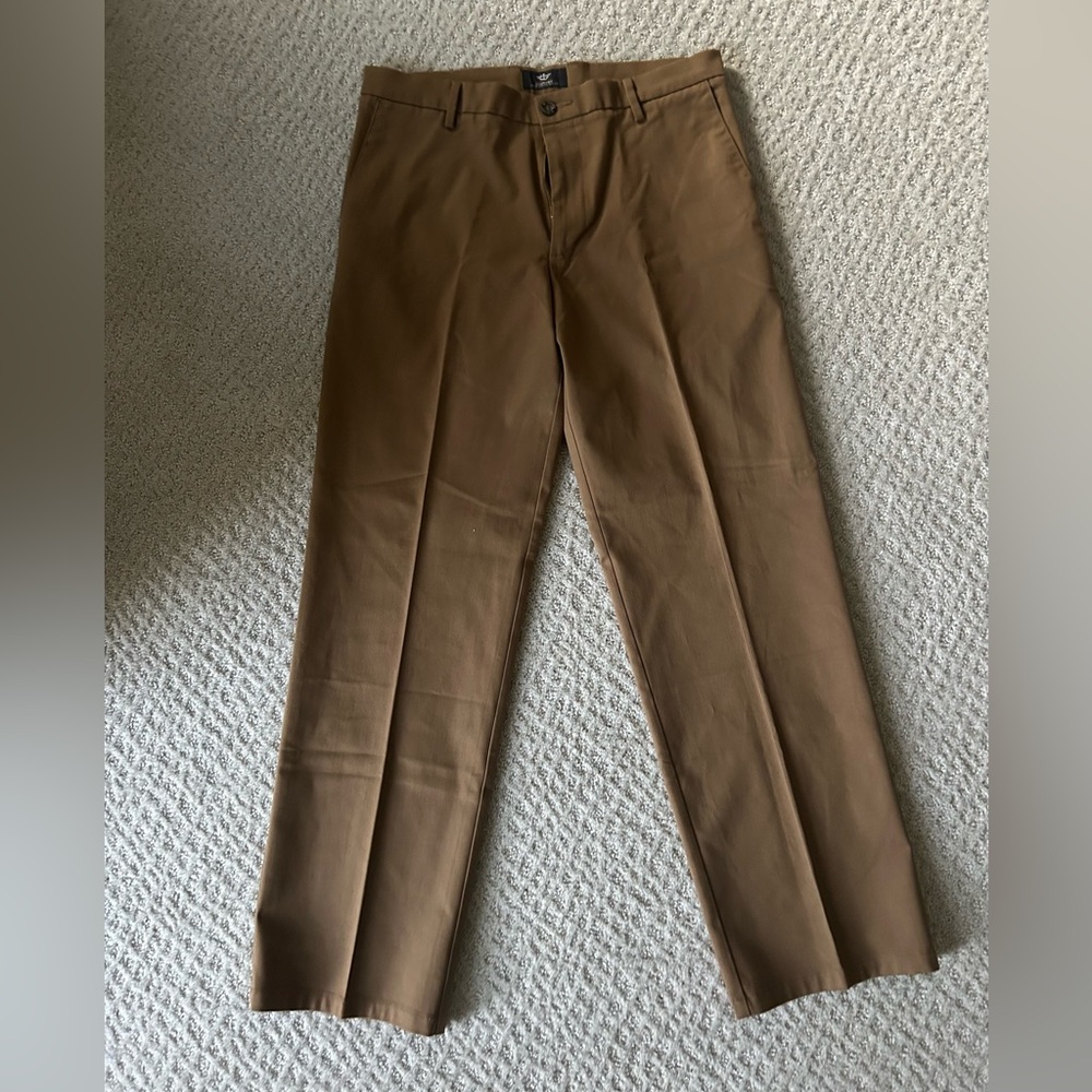 NWOT - MEN’S DOCKERS - Size 34W x 32L